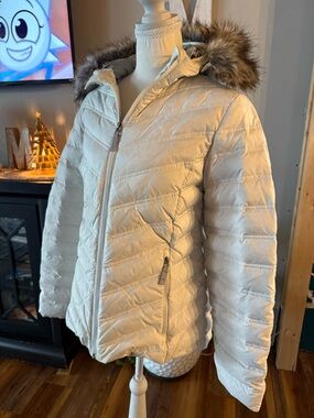 Eddie Bauer Cream Quilted Puffer Jacket with Faux-Fur Trimmed Hood